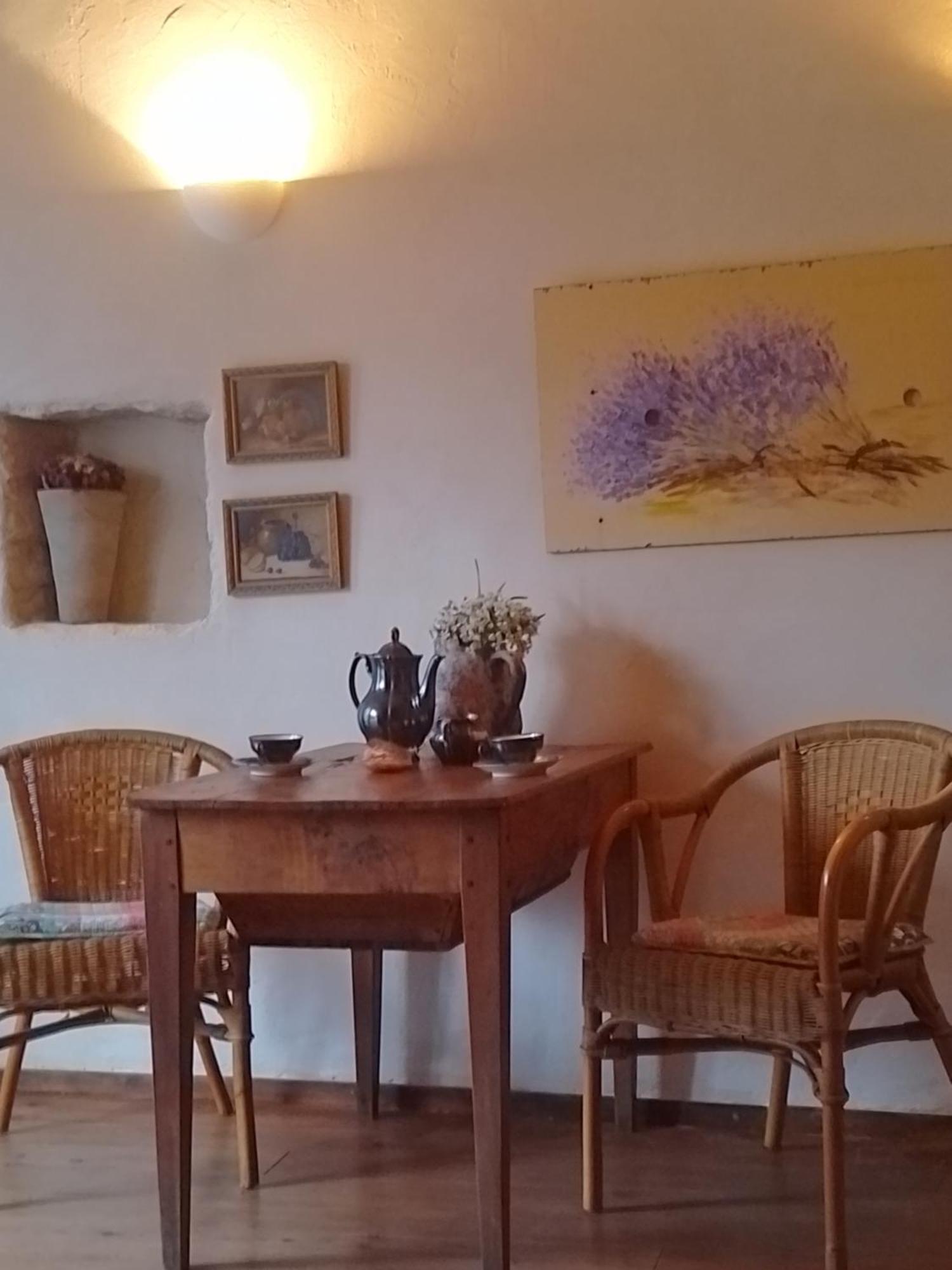 Bastida De Beata Bed and Breakfast Noailles  Eksteriør billede